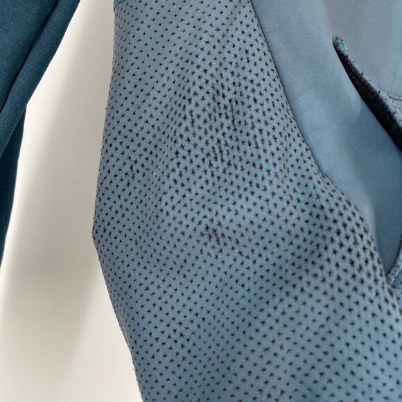 Lululemon Let's Get Visible Hoodie Size 4 Alberta Lake Blue - Picture 11 of 13